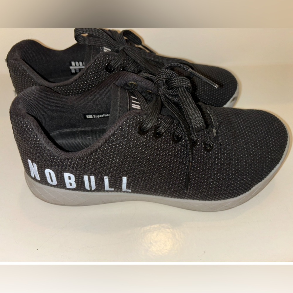 No bull shoes size 7